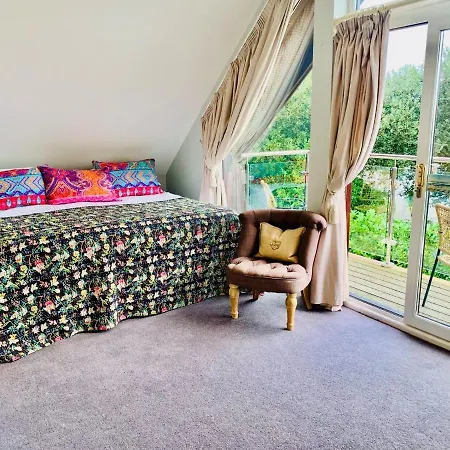 Holiday home 27, Retallack & *